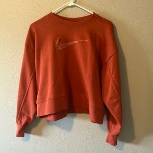 nike rust colored crewneck